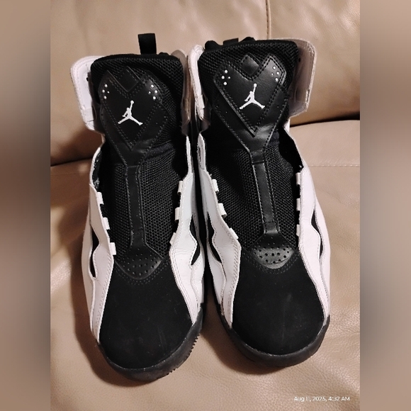 Jordan Air Black Textured Sneakers (No Laces) - Picture 1 of 6
